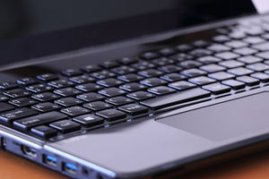 Windows 11 から Windows 10 へ戻すには?ダウングレードや注意点を解説